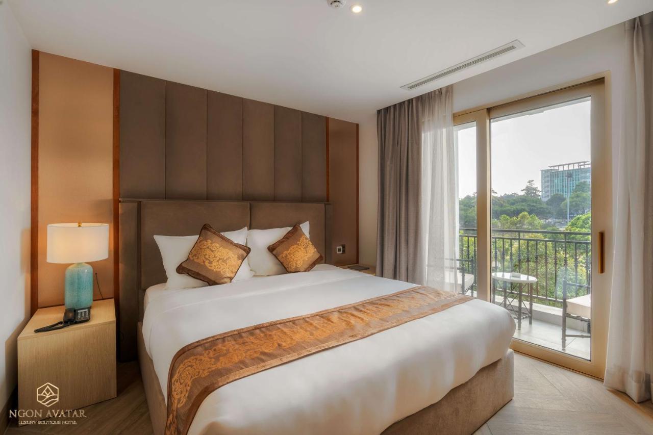 פלייקו Ngon Avatar Hotel מראה חיצוני תמונה