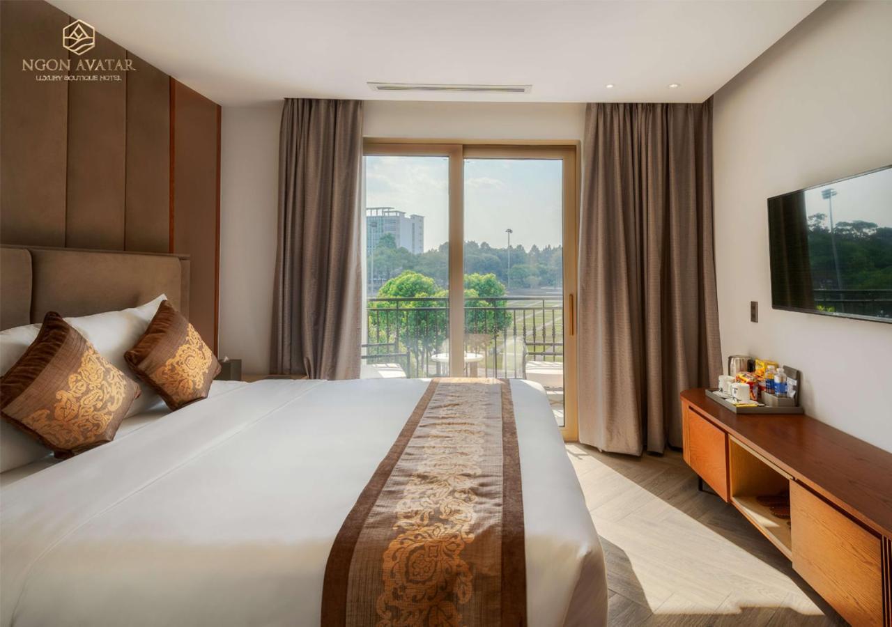 פלייקו Ngon Avatar Hotel מראה חיצוני תמונה