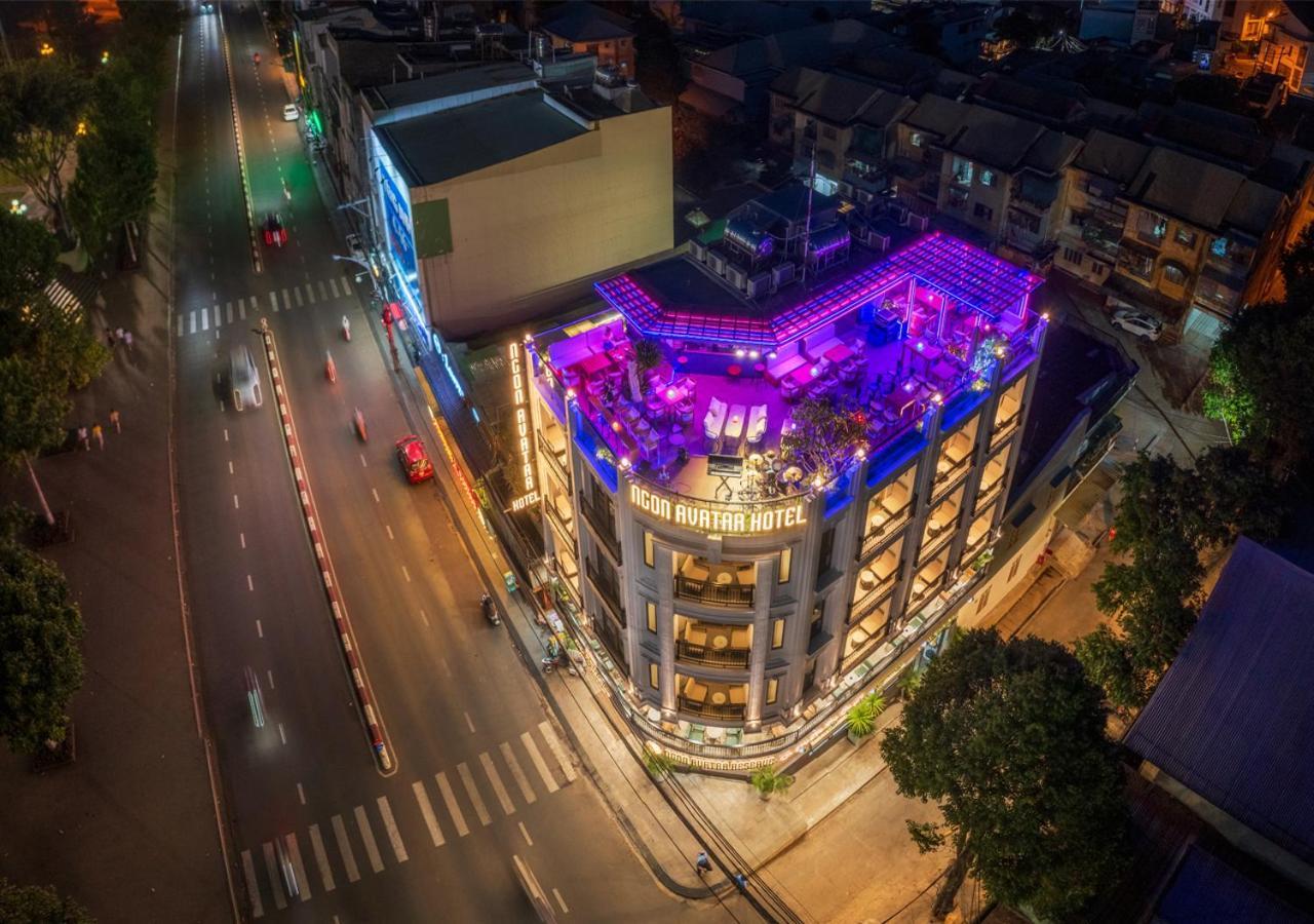 פלייקו Ngon Avatar Hotel מראה חיצוני תמונה